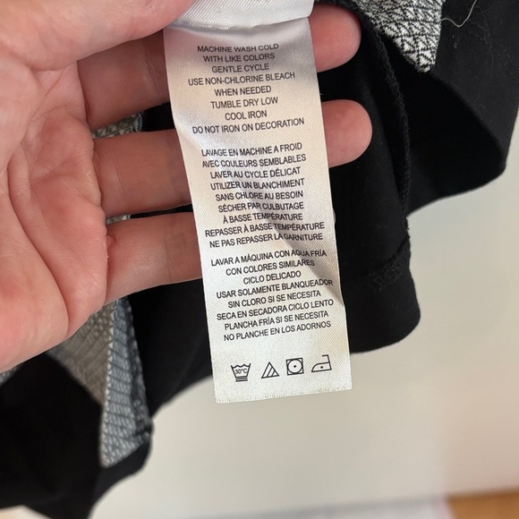 DKNY Men's Polo Shirt in Black and Gray - Picture 5 of 7